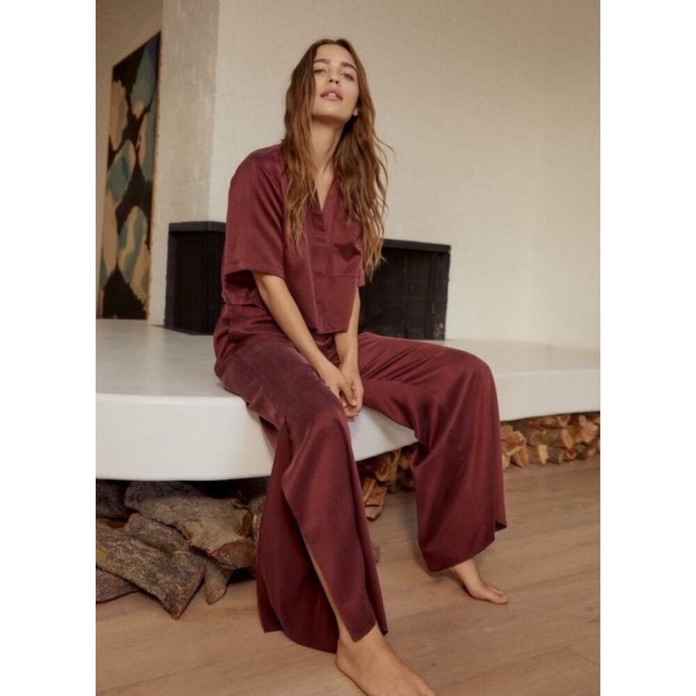 LUNYA Washable Silk High Rise Pajama Pants in Fancy Burgundy Size XL
